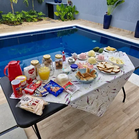 Suite Em Casa Familiar Da Mirian Niteroi Exterior photo