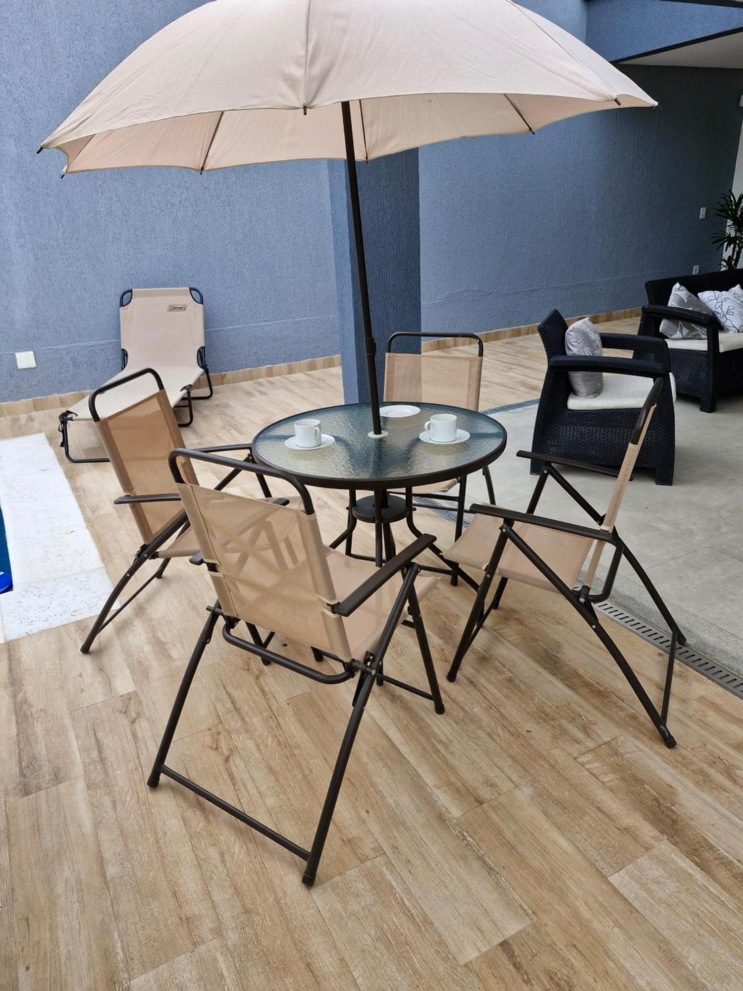 Em Casa Familiar Da Mirian